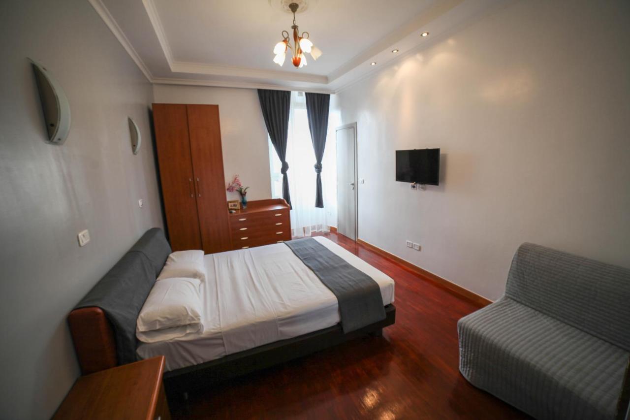 Kaydee Guesthouse Рим Экстерьер фото
