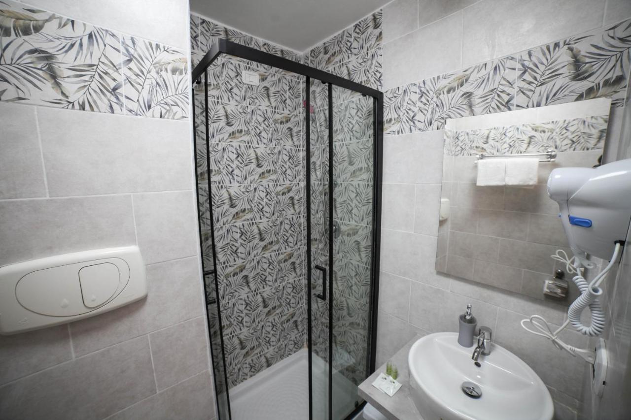 Kaydee Guesthouse Рим Экстерьер фото