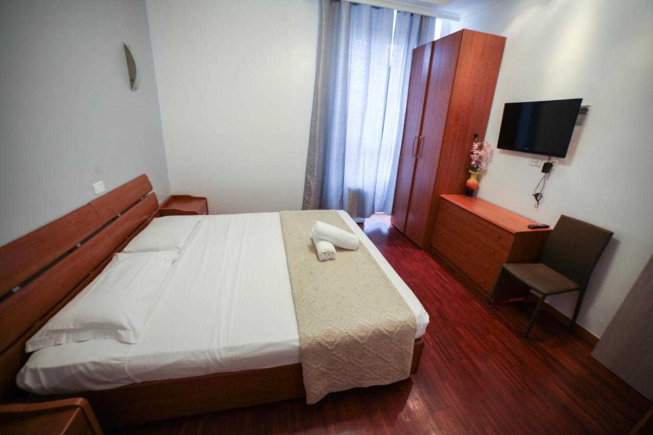 Kaydee Guesthouse Рим Экстерьер фото