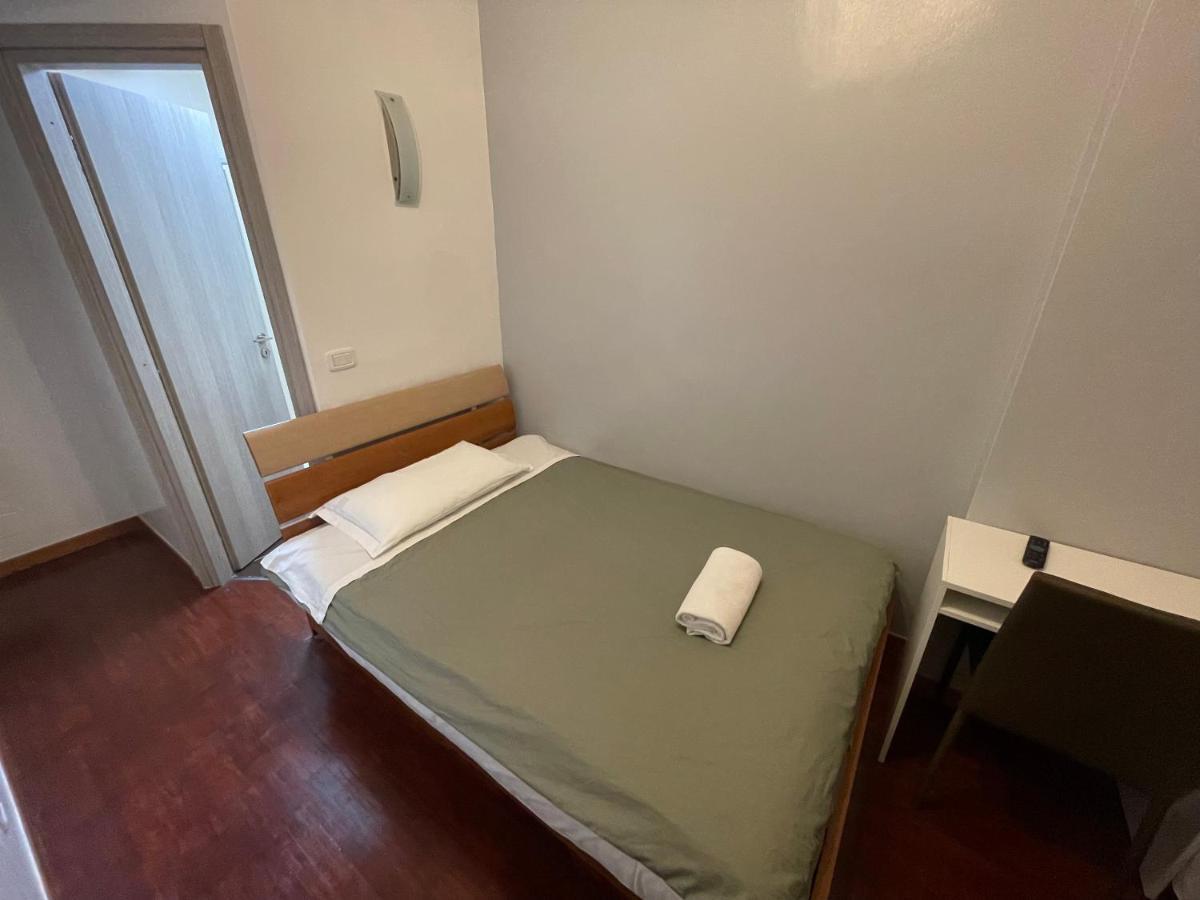 Kaydee Guesthouse Рим Экстерьер фото